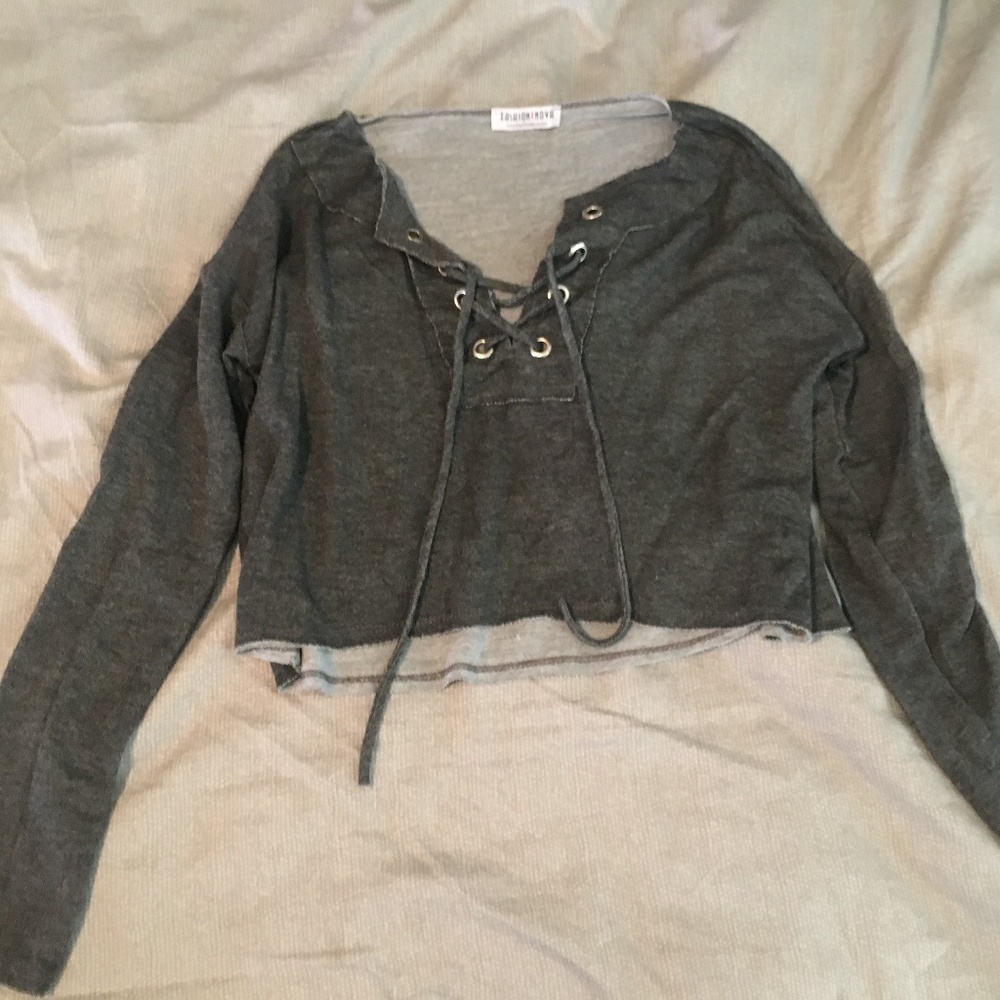 Grey Cropped Long-Sleeve Shirt NWOT